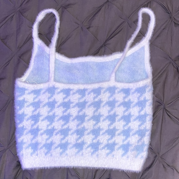 Kendall & Kylie Tank Top, Size Medium - Picture 2 of 3